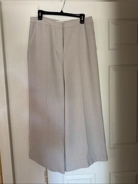 Womens Wide-Leg pant in Light Taupe